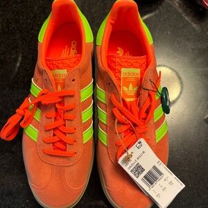 Adidas Gazelle BOLD Platform NWT
